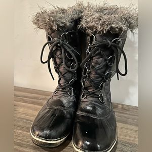 Black waterproof winter SOREL Boots